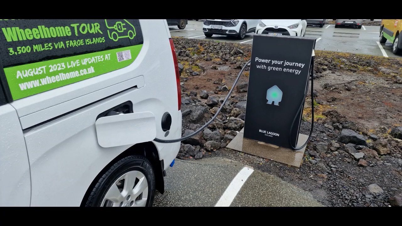 Charging with green geothermal energy at the Blue Lagoon