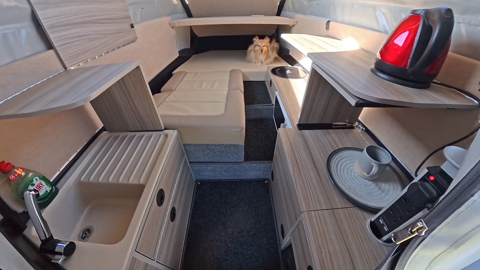 Dashaway ECTS single berth interior